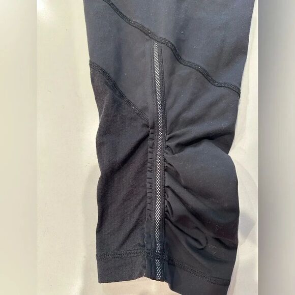 Lululemon Run For Your Life Cropped - Picture 6 of 6